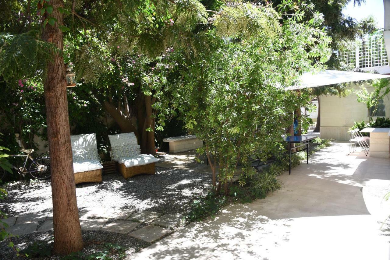 B&B Al Vecchio Glicine Torre Canne Exterior foto